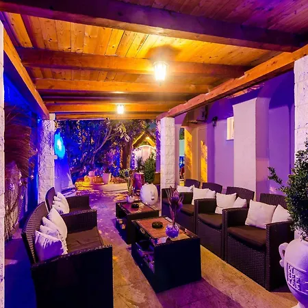 Apartment Aura - Comfort 8 With Shared Swimming Pool Dubrovnik