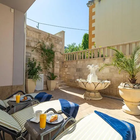 公寓 Aura - Comfort 8 With Shared Swimming Pool