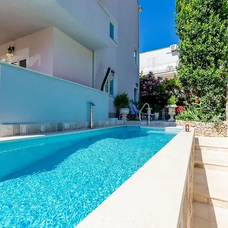 Aura - Comfort 8 With Shared Swimming Pool Apartamento Dubrovnik