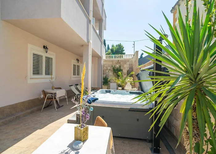 Aura - Comfort 8 With Shared Swimming Pool Appartamento *