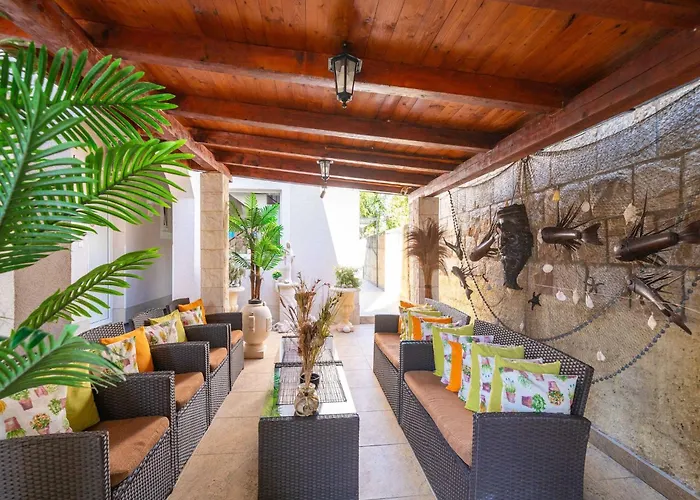 Aura - Comfort 8 With Shared Swimming Pool Appartamento *