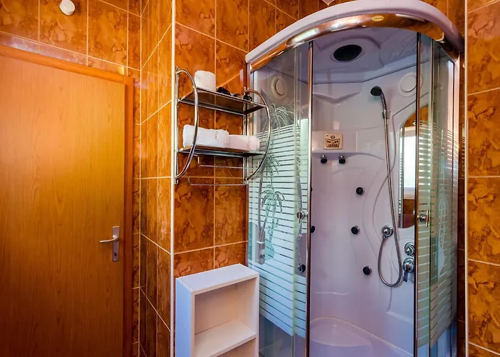 Aura - Comfort 8 With Shared Swimming Pool Appartamento *