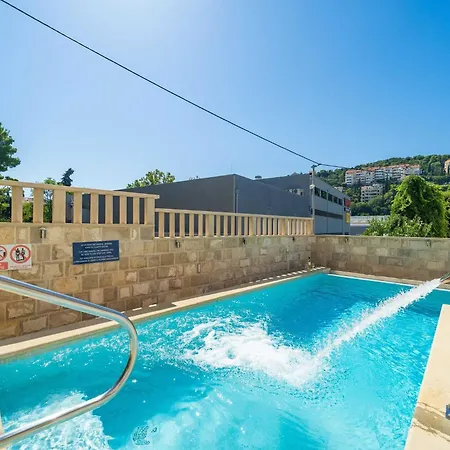 Aura - Comfort 8 With Shared Swimming Pool 公寓 杜布罗夫尼克